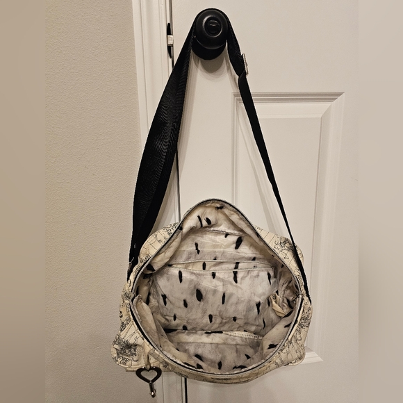 Harajuku Lovers Carousel 🎠Bag - Picture 2 of 7